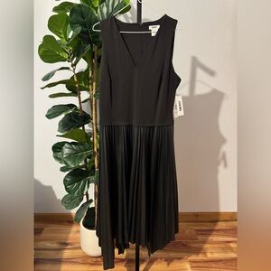 DKNY Black V-Neck Midi Dress